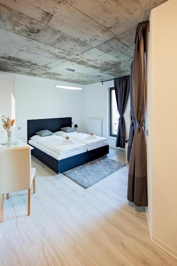 Exclusive Penzion Viva Residence Млада-Болеслав Экстерьер фото