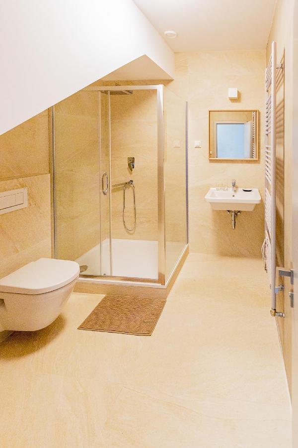 Exclusive Penzion Viva Residence Млада-Болеслав Экстерьер фото